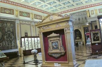 Зал Рафаэля в Эрмитаже