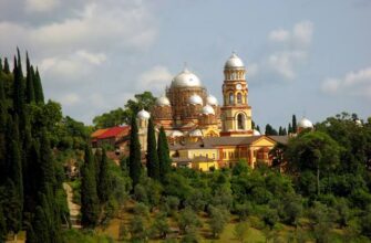 Приморский парк, Аллея. Новый Афон